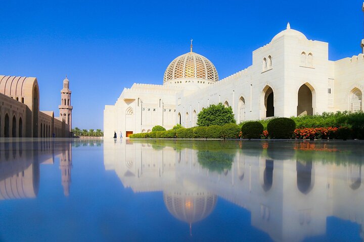 Guided half-day visit of Muscat with a local guide