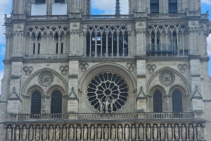Kathedrale Notre-Dame de Paris von den Seine-Ufern