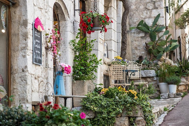 Uferpromenade und Altstadt von Antibes