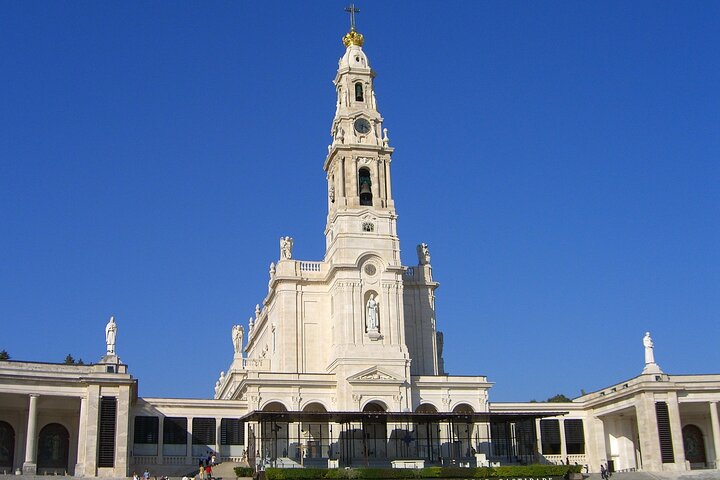 Photo from the Viator listing for the Fátima sanctuary and Shepherds' Village guided tour