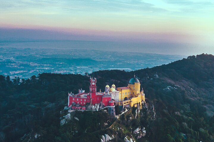 Viator photo for the four-hour Sintra half-day walk through the Pena grounds