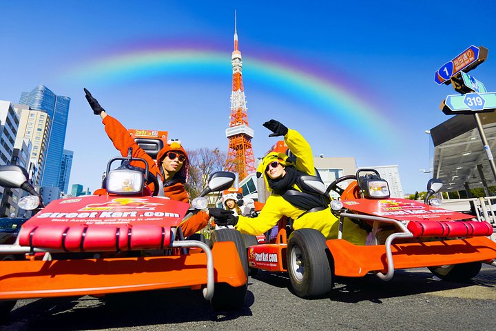 Street go-kart tour through central Tokyo