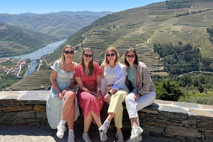 Wine and food pairing on a Douro Valley day tour