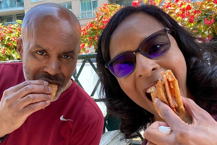 Gerichte der Secret Food Tour zwischen Kensington, St. Lawrence Market und Distillery District