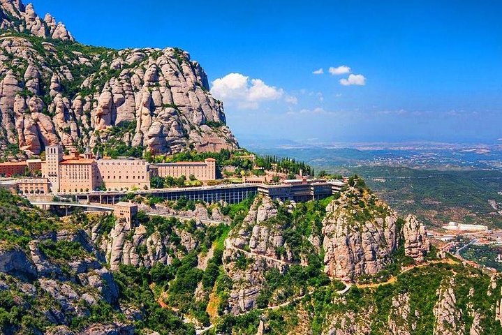 Vues sur la montagne de Montserrat depuis une visite privée au départ de Barcelone