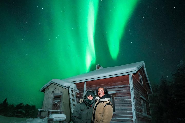 Chasse aux aurores boréales en petit groupe – Bureau BookLapland, Rovakatu 29, 96200 Rovaniemi, Finlande (prise en charge à l'hôtel possible) (photo 3)