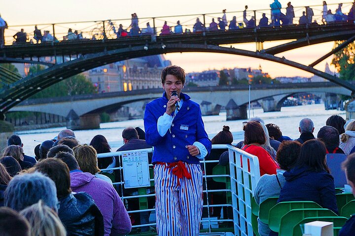 Croisière guidée sur la Seine depuis le Pont Neuf – Pont Neuf, 75001 Paris, France (photo 2)