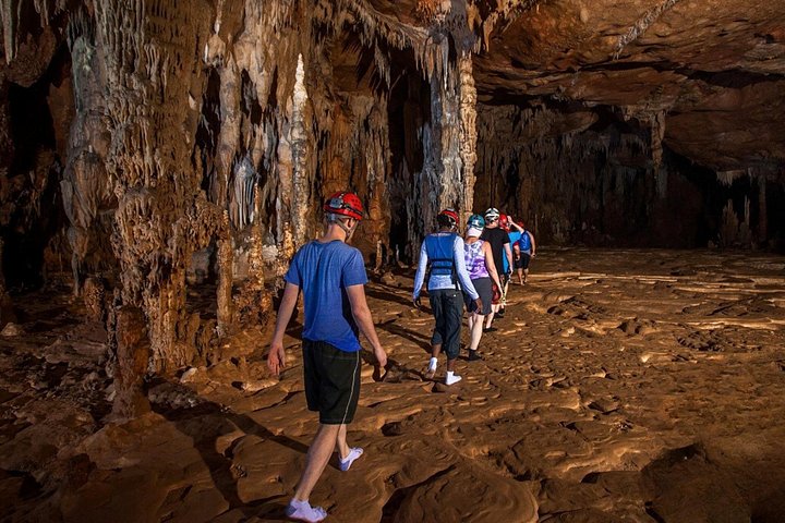 Grotte d'Actun Tunichil Muknal – San Ignacio, Belize (photo 3)