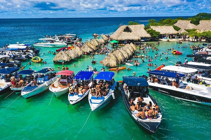 Îles du Rosario : bateau rapide, plongée avec tuba et déjeuner – Îles du Rosario, départ de Carthagène des Indes, Colombie (photo 1)