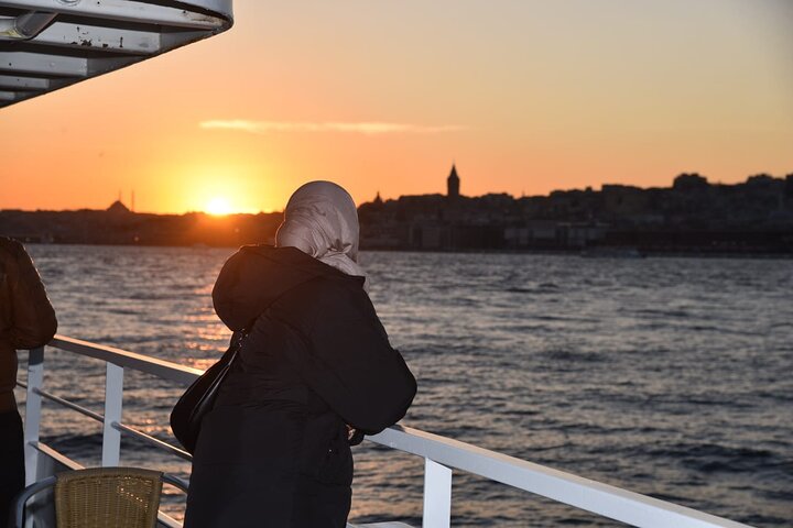La croisière sur le Bosphore au coucher du soleil – Istanbul (point de rendez-vous indiqué sur le bon d'échange) (photo 3)