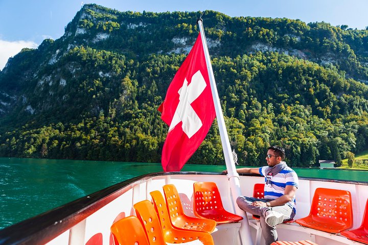 La visite à pied de Lucerne et croisière sur le lac – Lucerne (point de rendez-vous indiqué sur le bon d'échange) (photo 1)