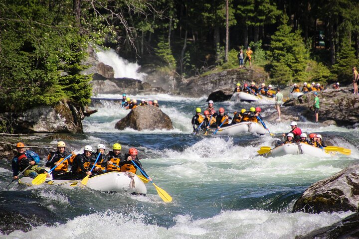 Rafting en eau vive de classe 4 à Voss – Voss Active, Voss, Norvège (point de rendez-vous à confirmer sur le bon de réservation) (photo 3)