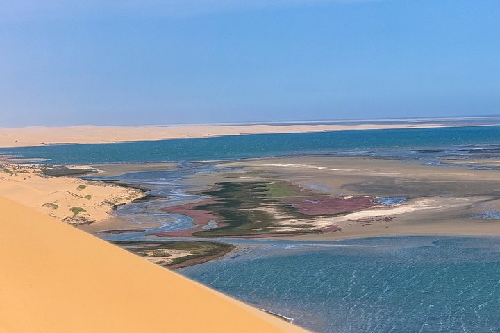 Sandwich Harbour en 4x4 avec un guide – Prise en charge à Swakopmund (point précisé à la réservation) (photo 2)