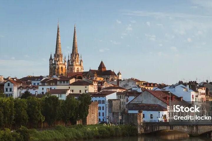 Visite guidée de Bayonne : chocolat et patrimoine – Bayonne, France (point de rendez-vous communiqué à la réservation) (photo 3)