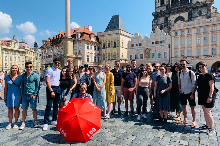 Visite guidée de Prague : Vieille ville, quartier juif et pont Charles – Tour poudrière, náměstí Republiky, Prague (point de rendez-vous à confirmer sur le bon) (photo 2)