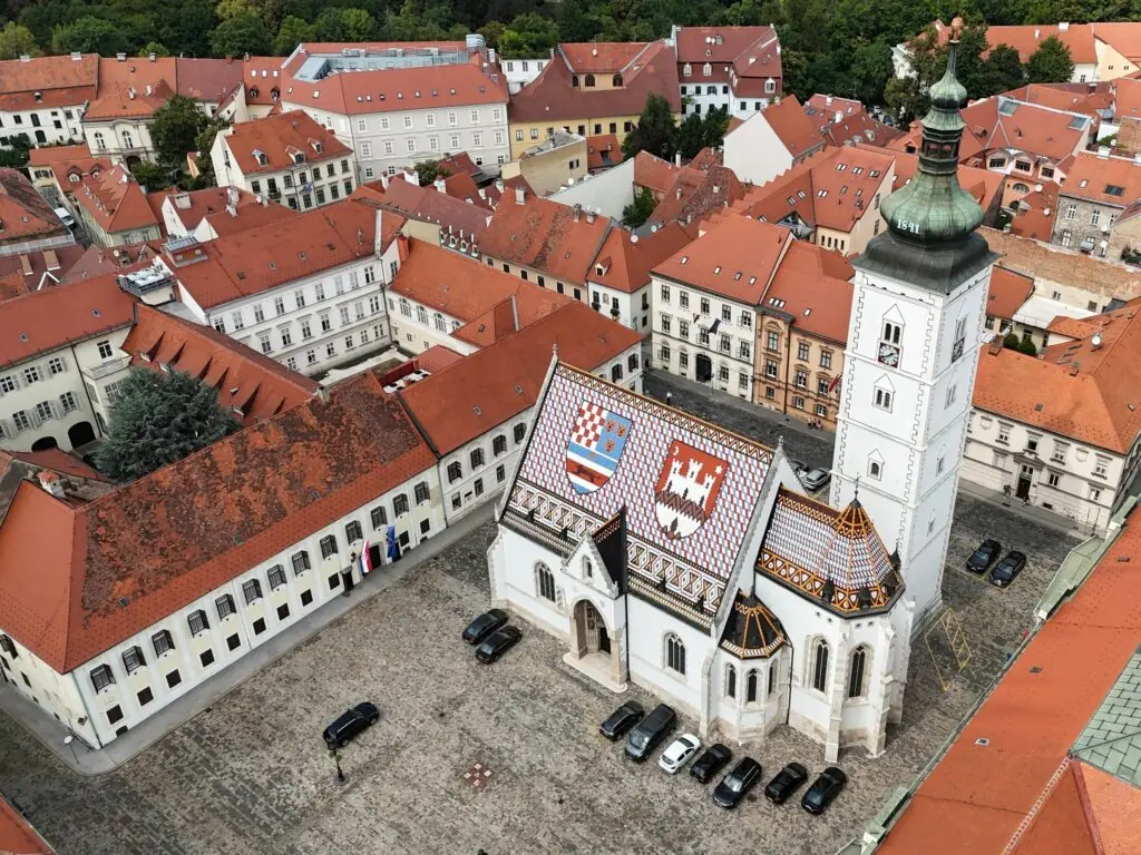 Zagreb : An aerial view of a city with red roofs
